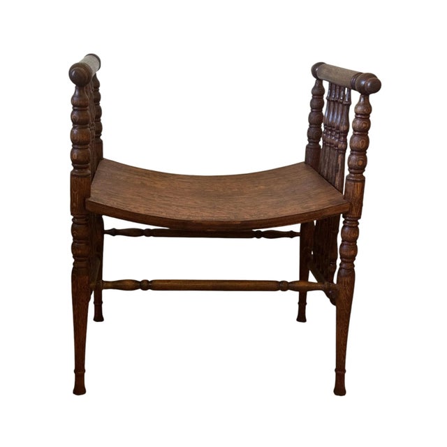 Nice 19thc America Oak bench / stool. Great bobbin turned sides and legs. Shaped seat. Recently waxed. Great condition....