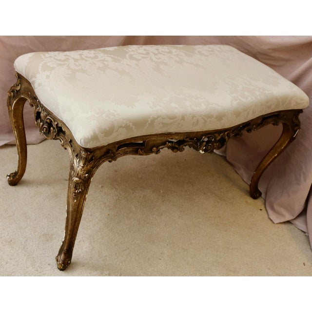 Antique Bench French Hand Carved Gold Leaf Giltwood Ivory Silk Damask. This bench showcases the Craftsmen that recently...