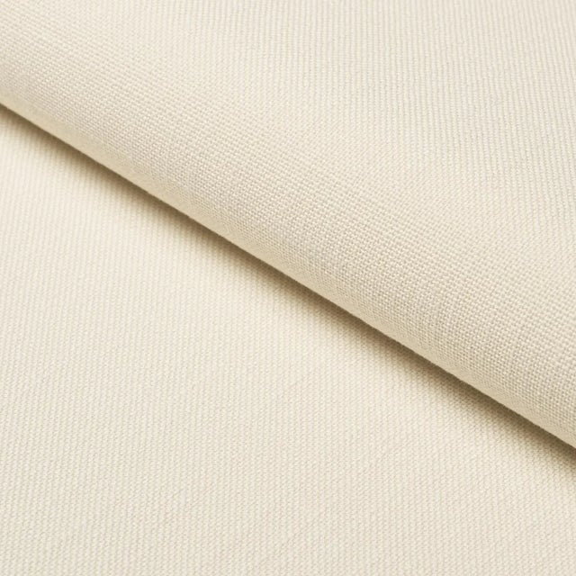SAMPLE - Schumacher Sasha Indoor/Outdoor Fabric In Ivory For Sale