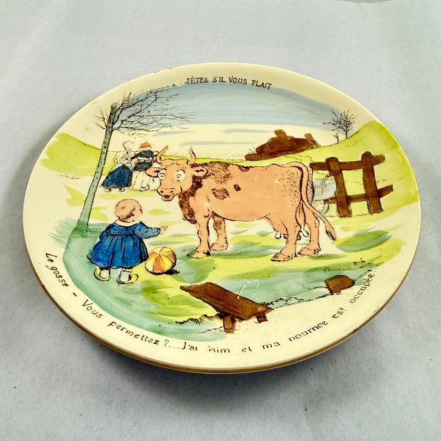 1900s Sarreguemines Benjamin Rabier Childs Plate, Téter S’il Vous Plait For Sale In Philadelphia - Image 6 of 8