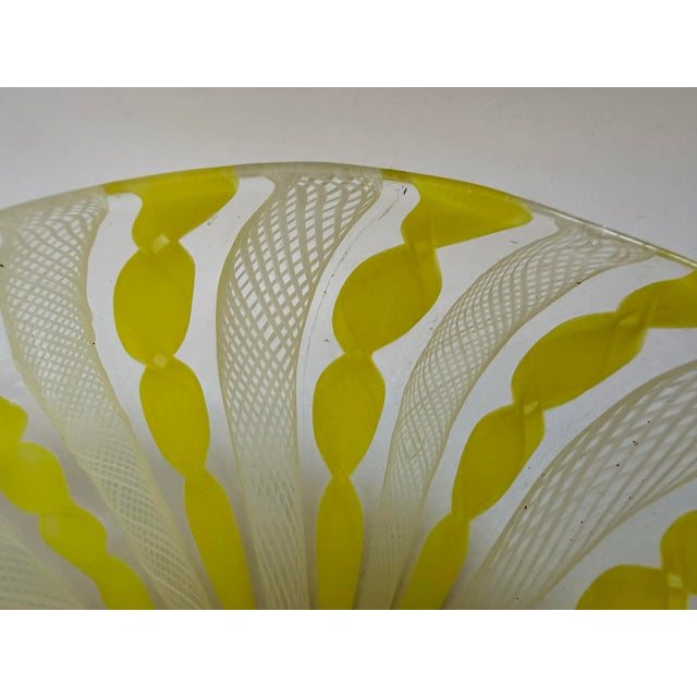 1950s Murano Hand Blown Art Glass Bowl Yellow Latticino Filigrana Dish For Sale In Los Angeles - Image 6 of 9