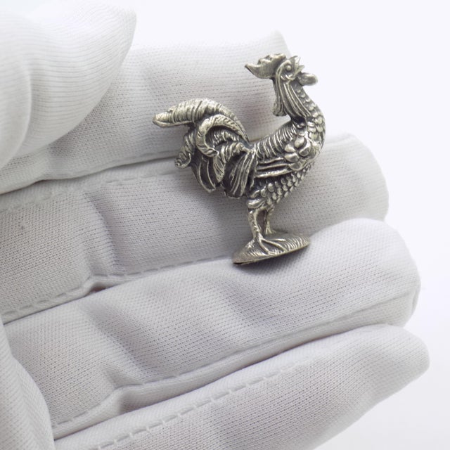 Lovely vintage cockerel figurine, handcrafted in Italy between the 1970s and 1980s in genuine Continental Silver...