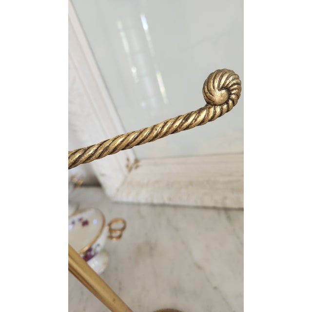 1960s Hollywood Regency Brass Double-Arm Guest Towel Stand For Sale - Image 11 of 18