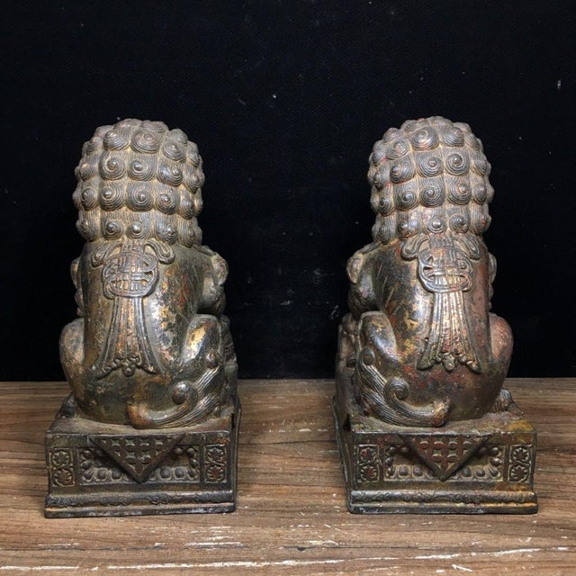 Traditional Pair of Vintage Bronze Guardian Lion Statues on Decorative Bases For Sale - Image 3 of 9
