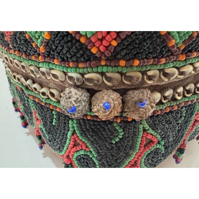 Mid 20th Century Antique Sumatran Beaded Wedding Box Minangkabau Indonesia Cowrie Basket Lid For Sale - Image 5 of 11