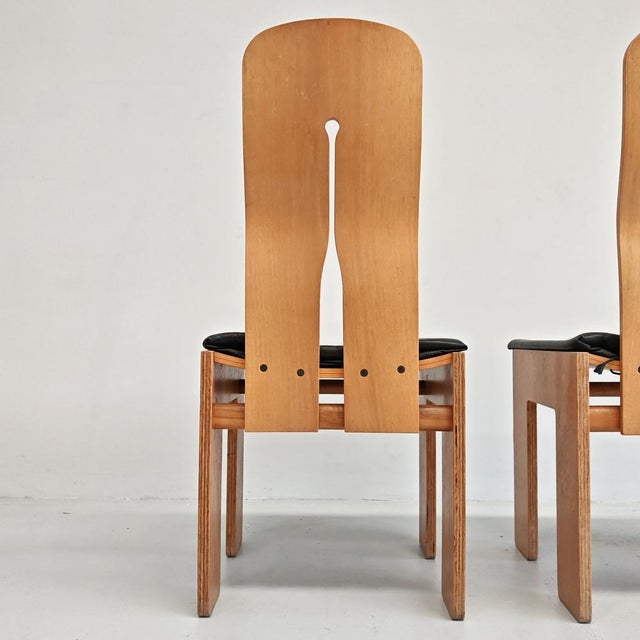 Walnut and Black Leather Model 765 Chair by Carlo Scarpa for Bernini, 1970s, Set of 2 For Sale - Image 15 of 18