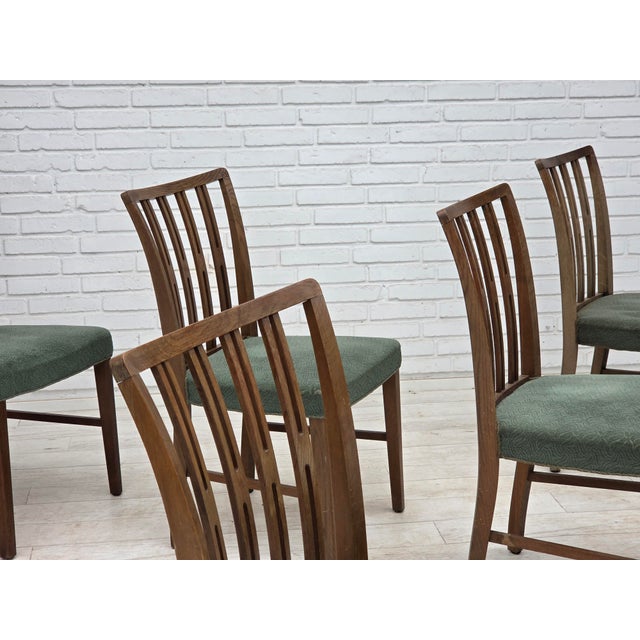 1960s Danish Dining Chairs in Furniture Wool and Oak Wood, 1960s, Set of 6 For Sale - Image 5 of 18