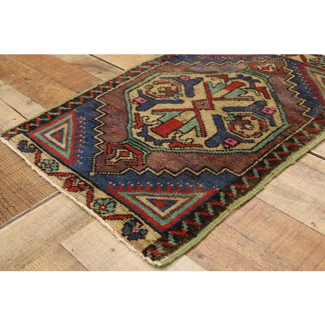Vintage Turkish Yastik Rug - 01'08 X 02'06 For Sale In Dallas - Image 6 of 9