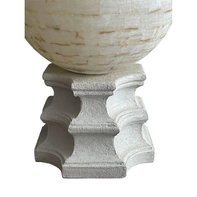 Oversized Pair of Onyx Floor Lamps With Sculptural Base. u.s.a. 1980's For Sale In Los Angeles - Image 6 of 6