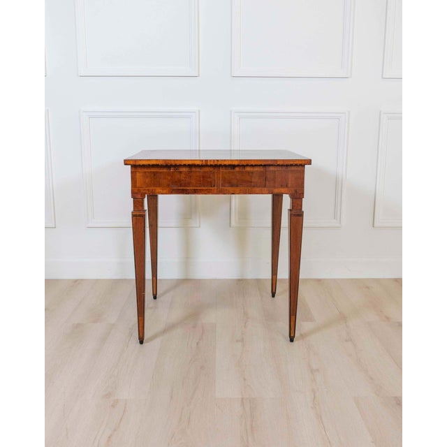 Italian Late 18th Century Tuscan Walnut Inlaid Table For Sale In Atlanta - Image 6 of 7