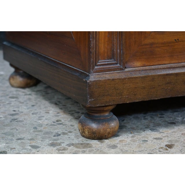 Antique 19th C. French Renaissance Revival Carved Walnut Buffet Hutch Cupboard For Sale - Image 17 of 18