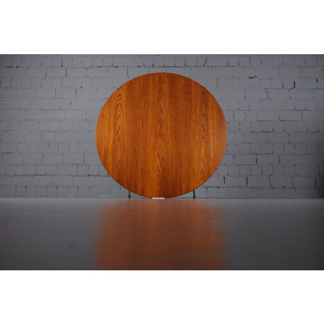 1960s Model 3600 Round Teak Dining Table by Arne Jacobsen for Fritz Hansen, 1960s For Sale - Image 5 of 7
