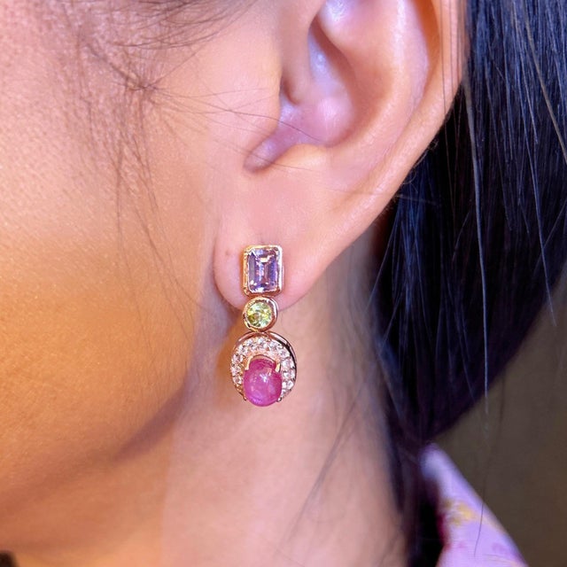 Bochic "Capri" Ruby, Amethyst, & Peridot Necklace Set in 18K Gold & Silver For Sale - Image 11 of 16