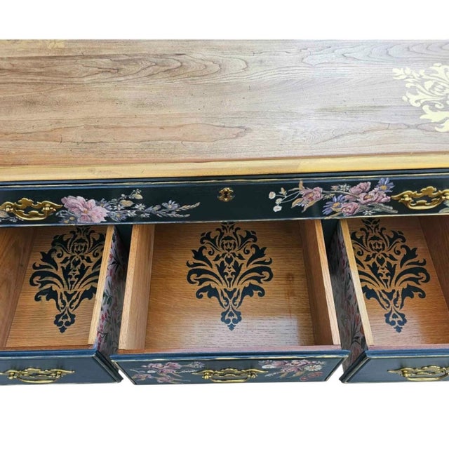 Vintage Statton Americana Hand-Painted Floral Queen Anne Chest of Drawers For Sale - Image 4 of 9
