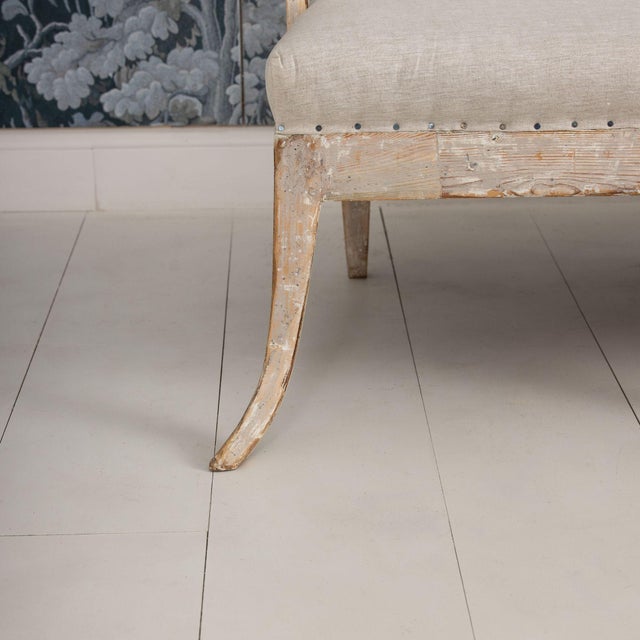 19th C. Swedish Gustavian Painted Barrel Back Sofa Bench With Splayed Legs For Sale - Image 9 of 18