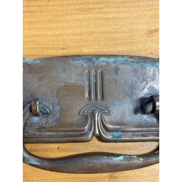 19th Century 19th Century English Pine Blanket Chest For Sale - Image 5 of 11