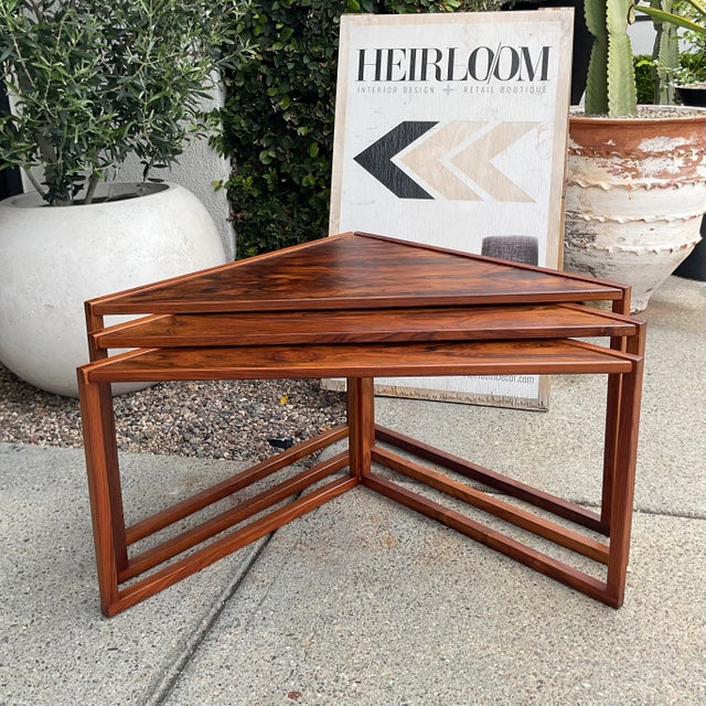 Mid-Century Modern Rare Set of 3 Attributed to Kai Kristiansen Rosewood Nesting Tables, Vildbjerg Møbelfabrik, Denmark, 1960s For Sale - Image 3 of 14