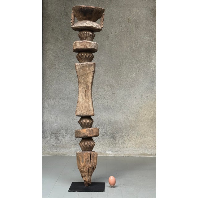 Early 20th Century Large Antique Abstract Hand-Carved Nupe House Post on Custom Stand For Sale - Image 5 of 12