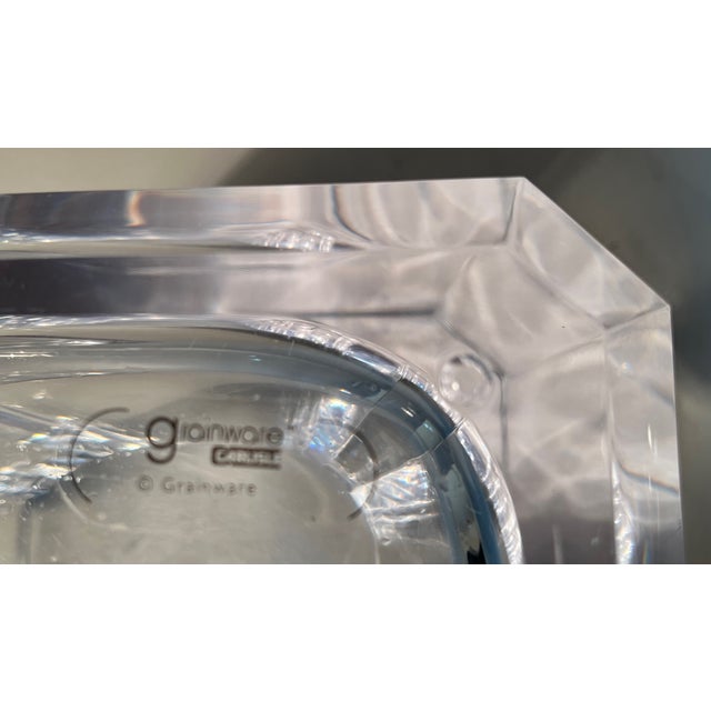 Mid-Century Modern 1970s Mid-Century Modern Alessandro Albrizzi Lucite Ice Bucket Slide-a-Way Lid Carlisle Grainware For Sale - Image 3 of 7