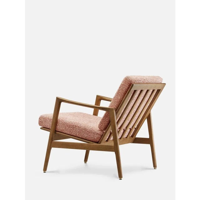 The Stefan Lounge Chair is where timeless elegance meets unmatched comfort. The chair’s fine details such as organic...