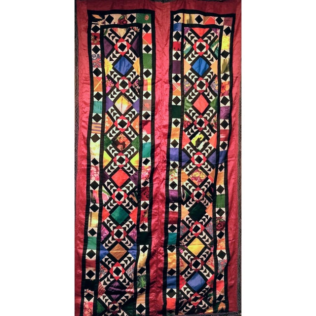 Vintage Uzbek Quilt, Hand-Stitched Silk, Geometric Pattern, Red & Turquoise, 39” X 73” For Sale In Chicago - Image 6 of 12