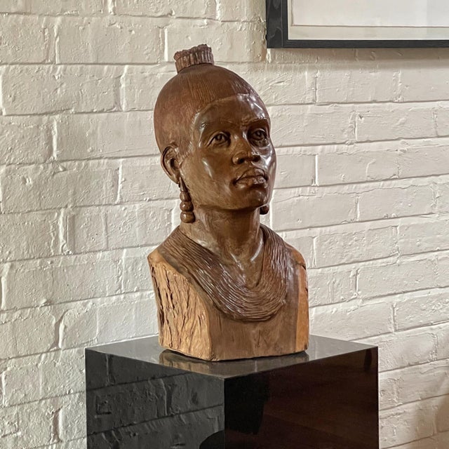 Abraham Chikumbirike Ironwood Carving of Female Bust For Sale - Image 11 of 11