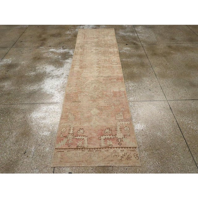 Galerie Shabab Collection Mid-20th Century Turkish Anatolian Runner For Sale - Image 4 of 10