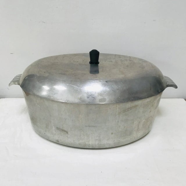 Metal 1930s Art Deco Lidded Oval Roaster Cast Aluminium For Sale - Image 7 of 8