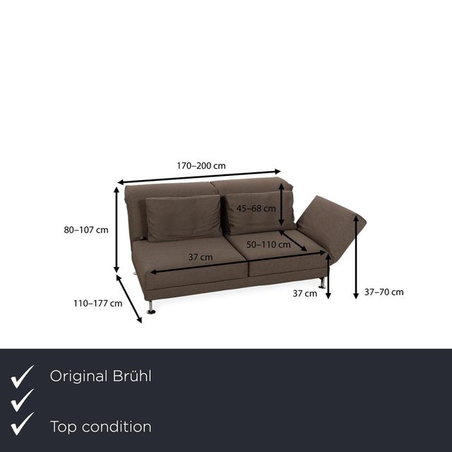 The Brühl Moule two-seater sofa offers ultimate comfort thanks to the high-quality fabric and manual function. The sitting...