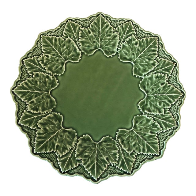 Vintage Bordallo Pinhiero "New Vine" Platter For Sale