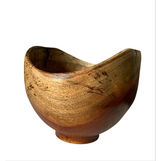 Exquisite exotic wooden bowl , signature on base beautifully crafted sculpture