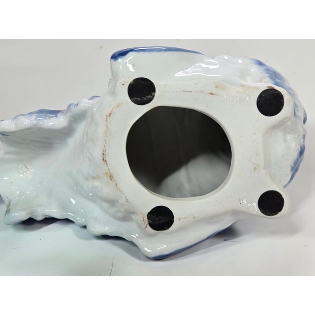 Chinoiserie Vintage Flow Blue Delft Rooster For Sale - Image 3 of 17