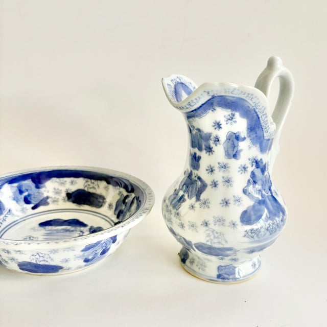 Vintage Blue and White Chinoiserie Porcelain Pitcher and Basin Set – 2 Pieces - Early 20th Century Chinese For Sale In Miami - Image 6 of 8