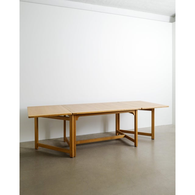 Danish Mid-Century Wooden Drop-Leaf Library Table in Oak by Børge Mogensen & P. Lauritsen Denmark, 1960s For Sale - Image 3 of 7