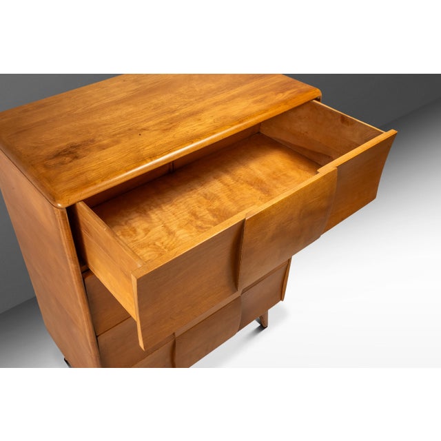Brown Mid-Century Modern Art Deco "Kohinoor" Four-Drawer Highboy Dresser Chest of Drawers in Birch by Heywood Wakefield, Usa, C. 1950s For Sale - Image 8 of 18