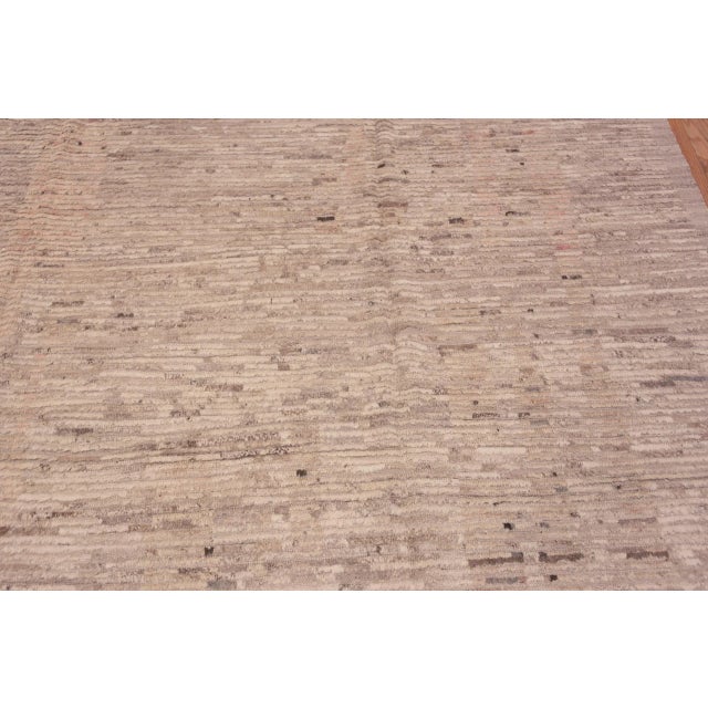 Early 21st Century Nazmiyal Collection Modern Abstract Contemporary Area Rug For Sale - Image 5 of 5