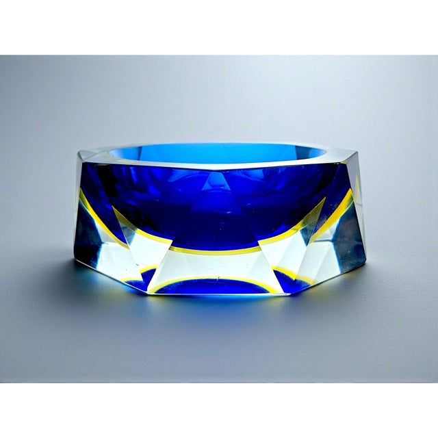 Sommerso Murano Glass Ashtray attributed to Flavio Poli for Seguso, 1970s For Sale - Image 9 of 9