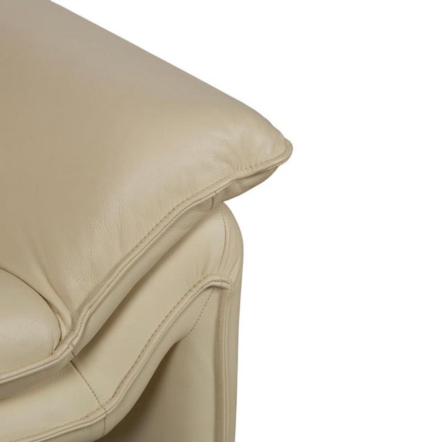 Modern Lauuser Atlanta Leather Armchair Beige Cream For Sale - Image 3 of 14