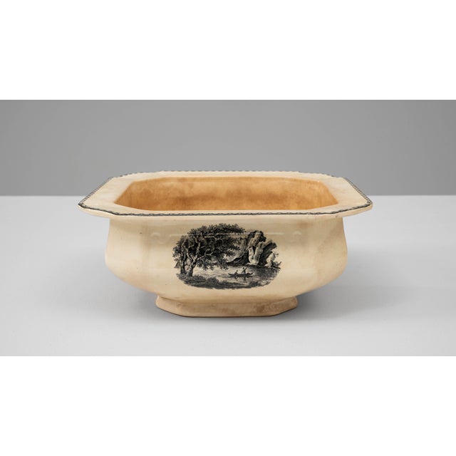 20th Century Dutch Special Edition Porcelain Tureen Without Lid For Sale In Greensboro - Image 6 of 18