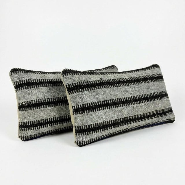Mid-Century Modern Bohemian Kilim Lumbar Pillow Cover 11'' X 20'' - Set of Two For Sale - Image 3 of 4