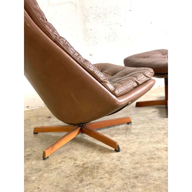 Madsen and Schubel Madsen & Schubell Ms68 Leather Danish Mid Century Swivel Recliner Chair and Ottoman For Sale - Image 4 of 12
