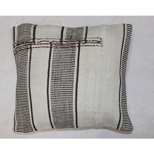 Late 20th Century Turkish Kilim Pillow For Sale - Image 5 of 5