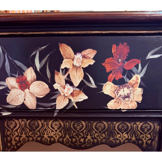 A fully realized vintage chinoiserie vanity set—hand-painted, lacquered, and unapologetically elegant—complete with its...