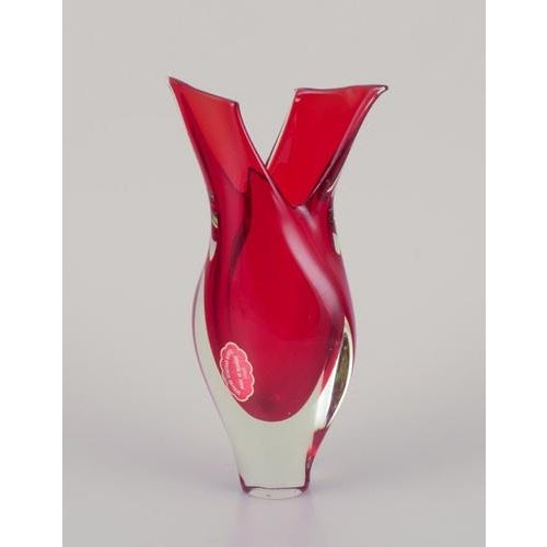 Vintage Art Glass Vase in Clear and Red Glass, 1960s For Sale - Image 3 of 7
