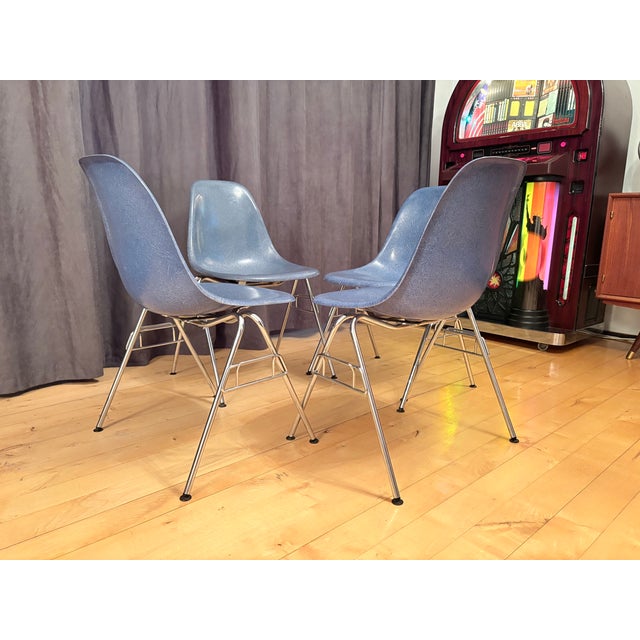 DSS Chairs in Fiberglass by Charles and Ray Eames for Herman Miller, 1970s, Set of 4 For Sale - Image 13 of 18