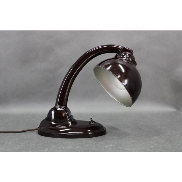 1930s Bauhaus Bakelite Model 11126 Table Lamp attributed to Electrosvit, 1930s For Sale - Image 5 of 15