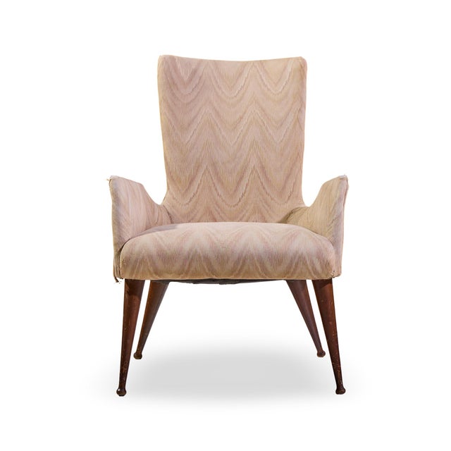 Ben Seibel Mid Century Envoy Walnut Lounge Chair This chair measures: 27 wide x 29 deep x 37.75 high, with a seat height...