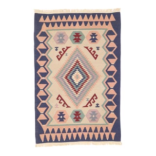 Vintage Persian Shiraz Kilim Rug - 03'10 X 05'10 For Sale