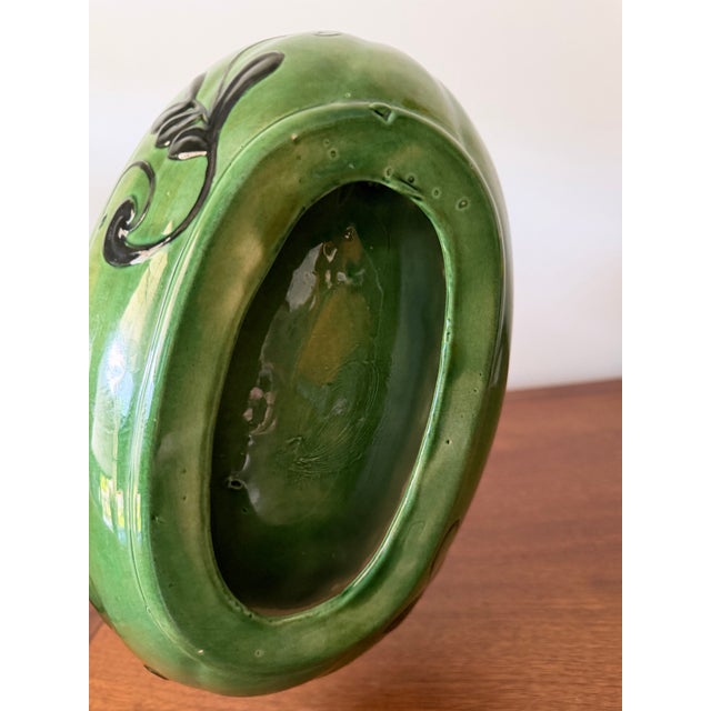 Mid 20th Century Vintage Ceramic Watermelon Basket Serving Bowl With Handle | Hand-Painted Mid-Century Summer Entertaining Fruit Basket For Sale - Image 5 of 9