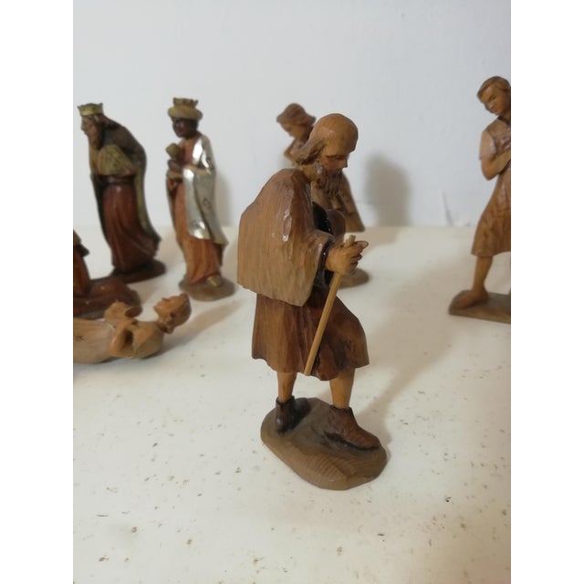 Wooden Nativity Scene by Karl Kuolt for Anri Val Gardena, Italy, 1950s, Set of 17, Set of 17 For Sale - Image 16 of 18